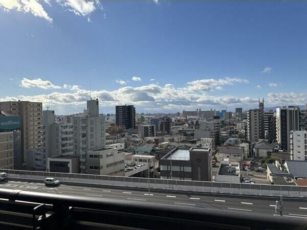 【名古屋市中村区松重町のマンションの眺望】