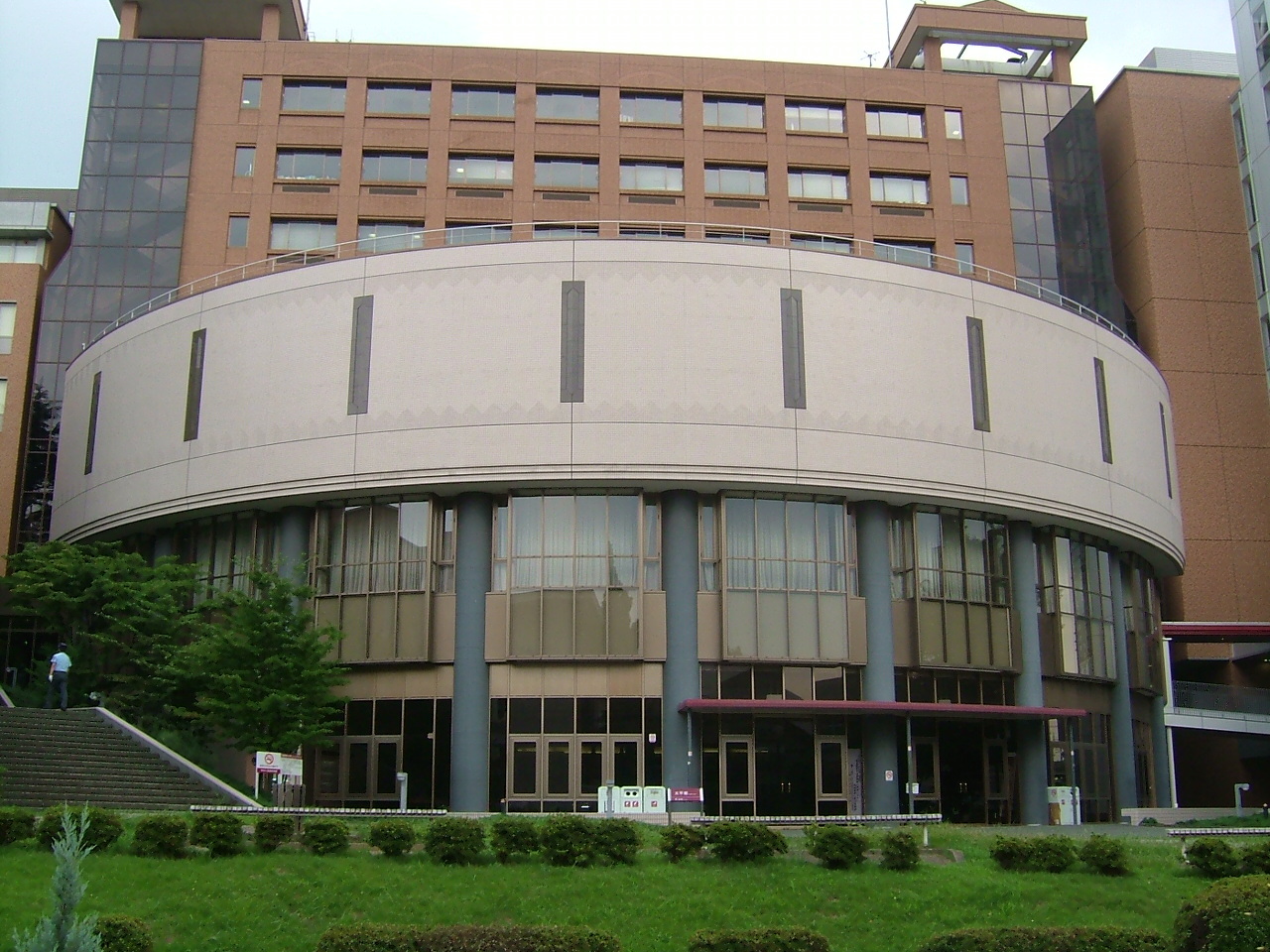 大学・短大　桜美林大学（大学・短大）まで317m