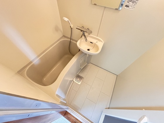 バス・シャワールーム　バス