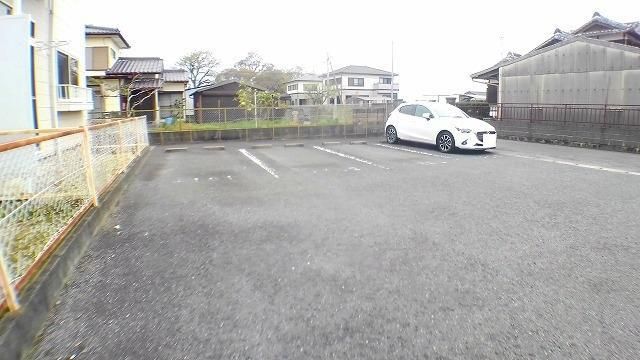 【シティハイツ井田Ｂの駐車場】