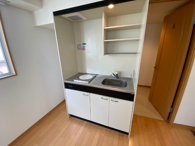 キッチン　同物件別室写真