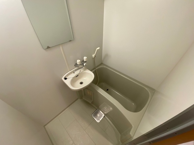 バス・シャワールーム　同物件別室写真