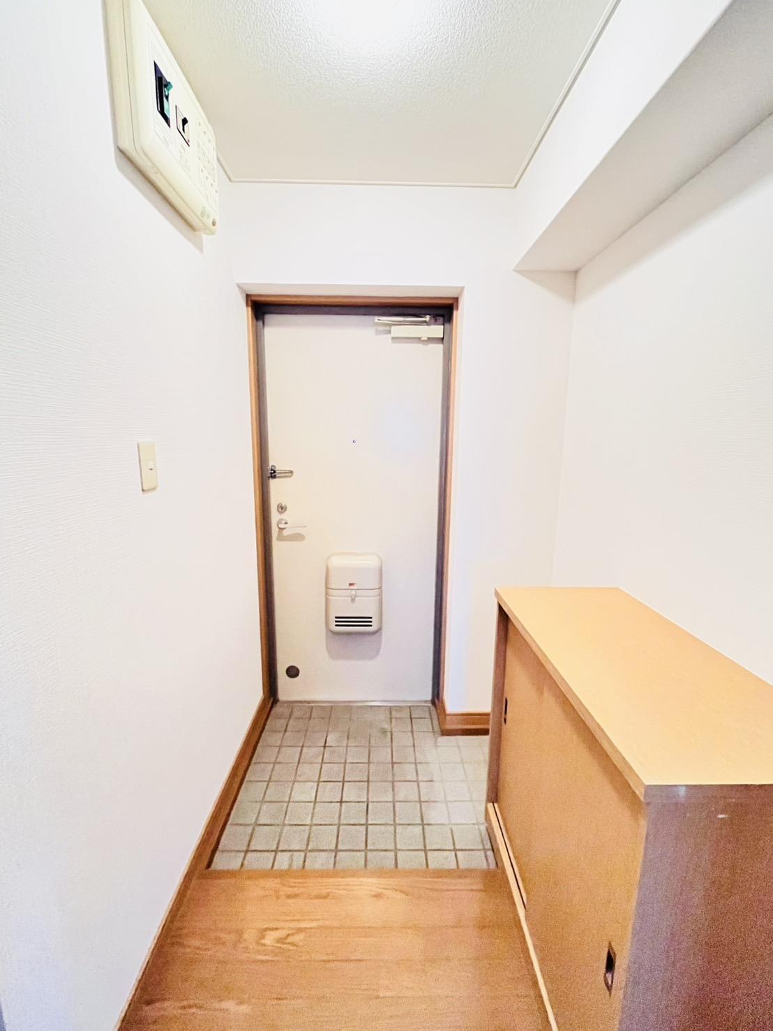 玄関　※別部屋参考