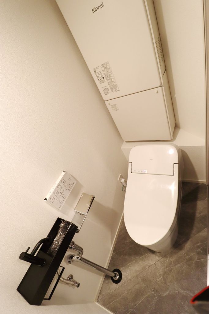 トイレ　トイレ