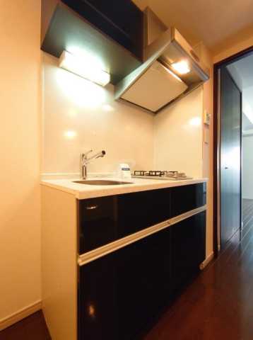 キッチン　同間取り反転部屋参考画像