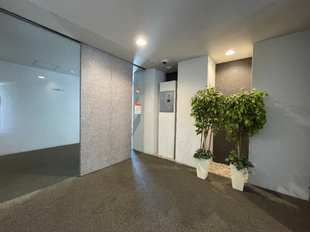 エントランス　エントランス