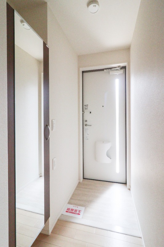 玄関　図面と現状に相違がある場合には現状を優先