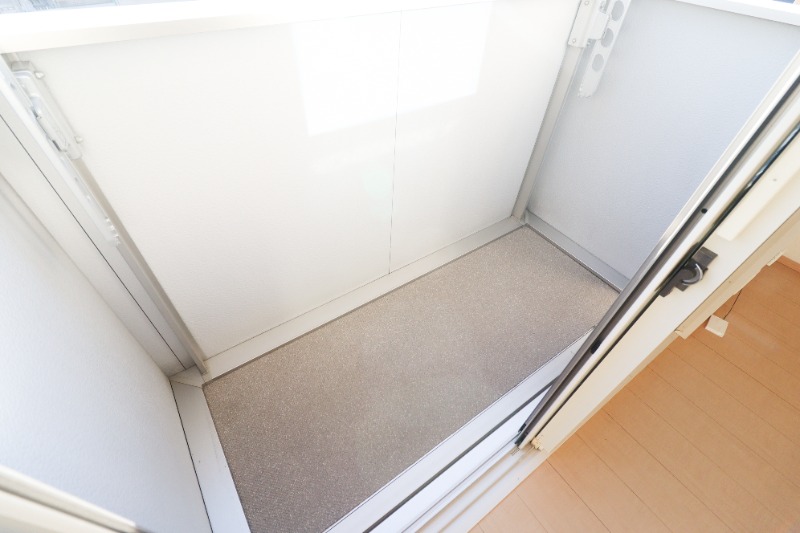 バルコニー　図面と現状に相違がある場合には現状を優先