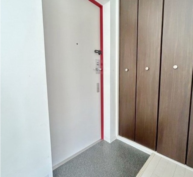 玄関　他部屋参考。