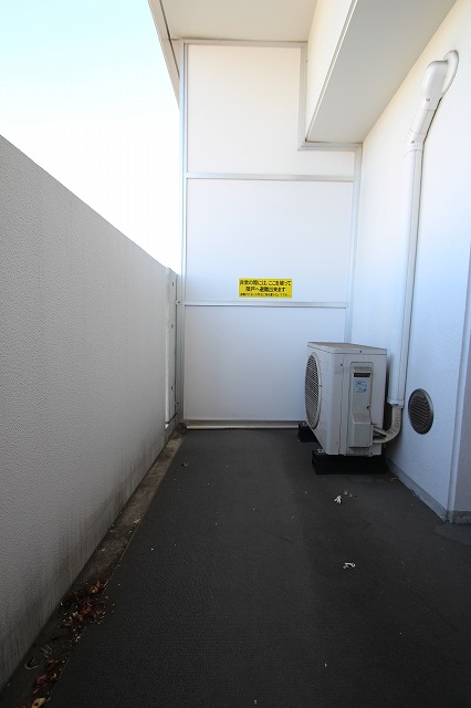 バルコニー　写真は別号室のものです。