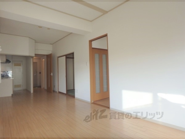 居室・リビング　リビング