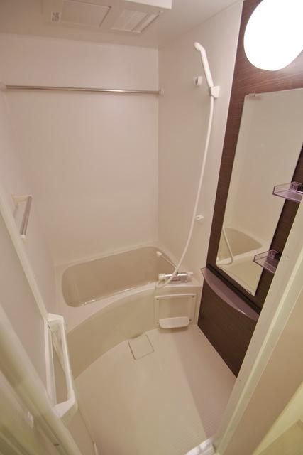 バス・シャワールーム　★おしゃれなバスルームです★