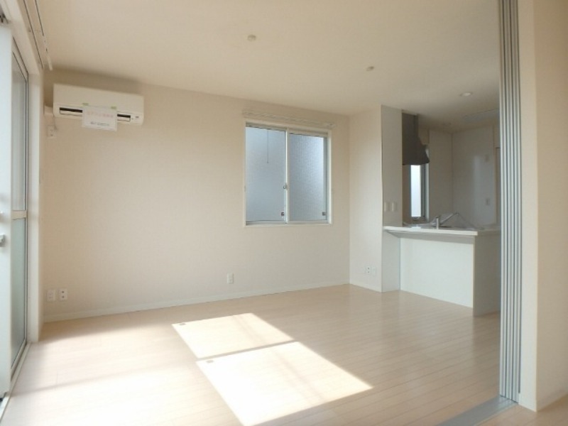 居室・リビング　図面と現状に相違がある場合には現状を優先