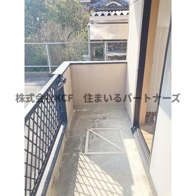 バルコニー　お洗濯にも便利なバルコニー付き