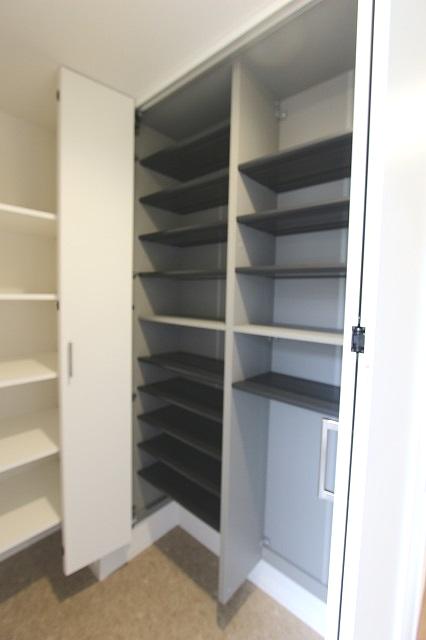 玄関　同タイプ別室