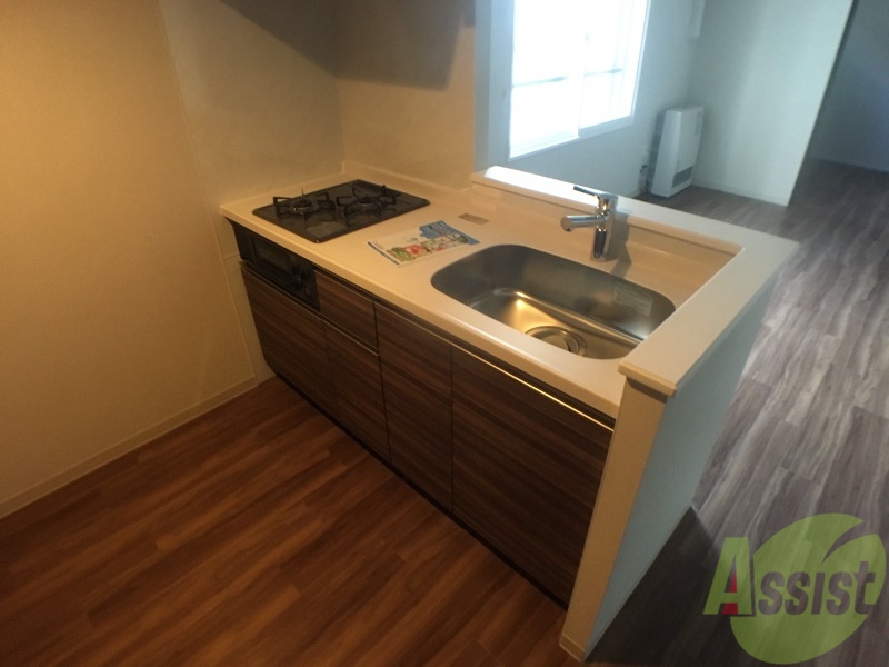 キッチン　２口システムキッチンですのですぐにお料理に使えます！