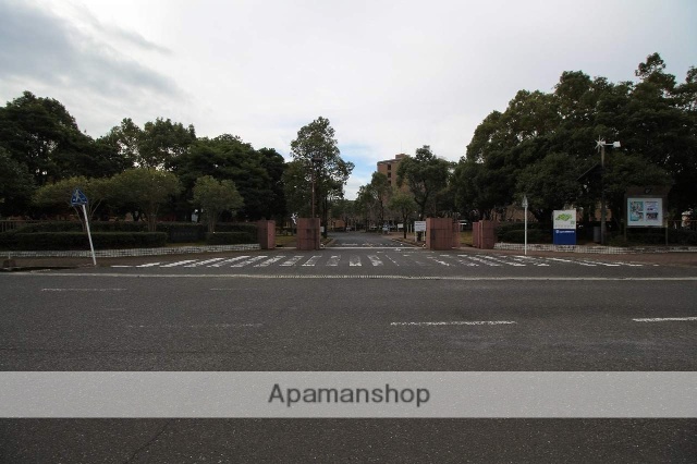 大学・短大　鹿屋体育大学（大学・短大）まで744m