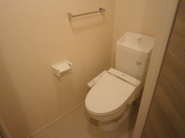 トイレ　同型タイプ