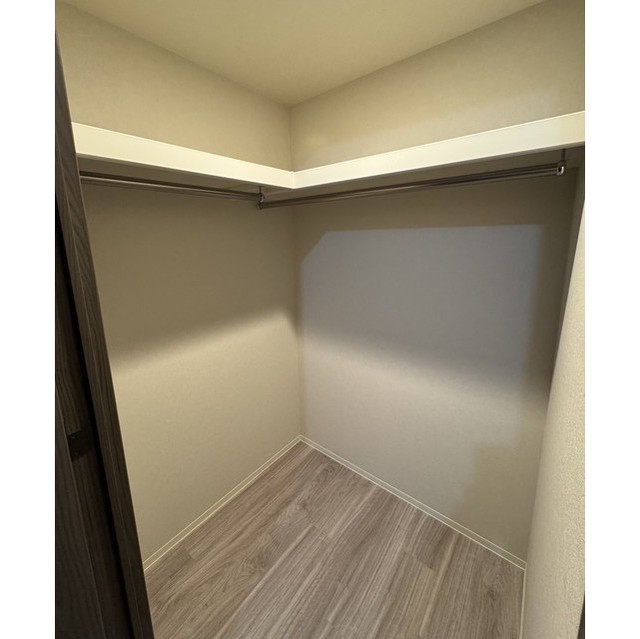 収納　洋室５．１