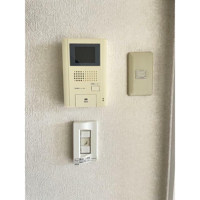 セキュリティ　モニター付きインターホン