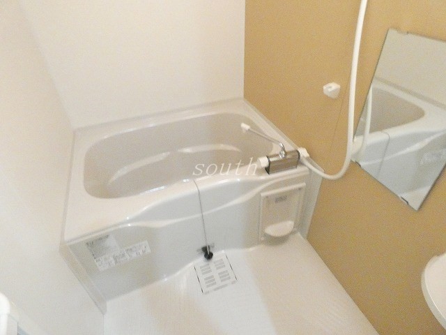 バス・シャワールーム　浴室乾燥機付きのお風呂