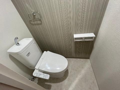 トイレ　トイレ