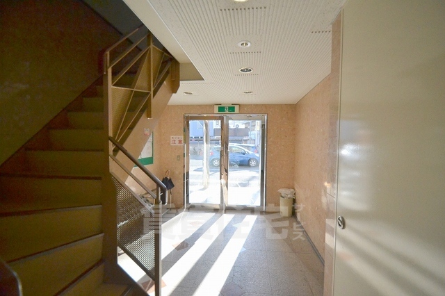 その他　エントランス