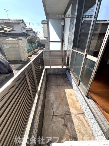 バルコニー　東向き