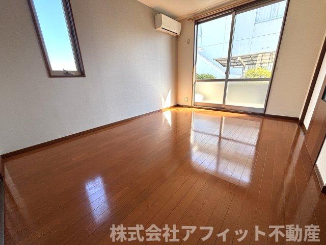 居室・リビング　LDK13.5帖