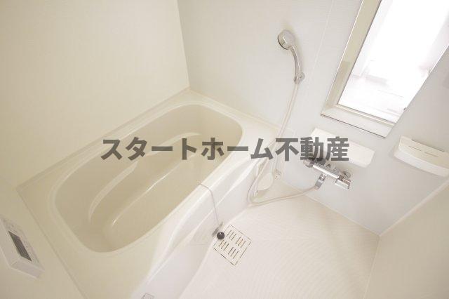 バス・シャワールーム　お風呂です