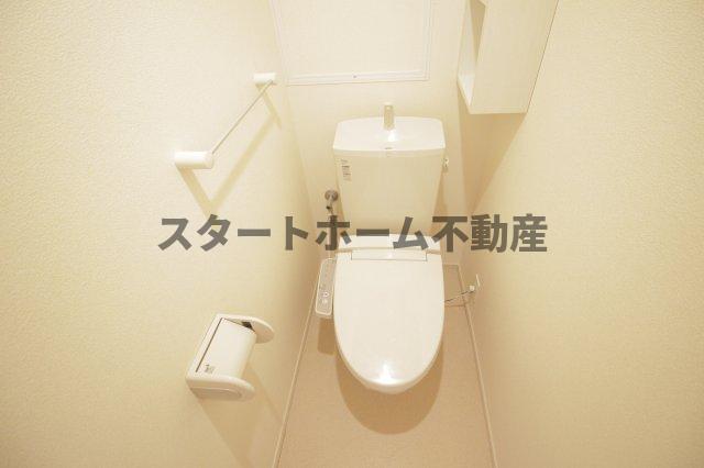 トイレ　落ち着いたトイレです