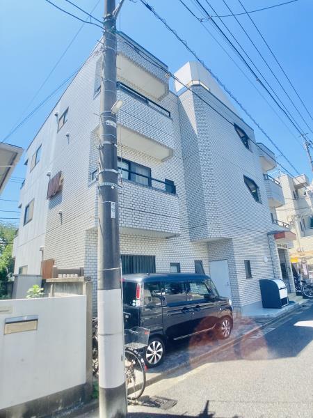 建物外観　外観は落ち着いています