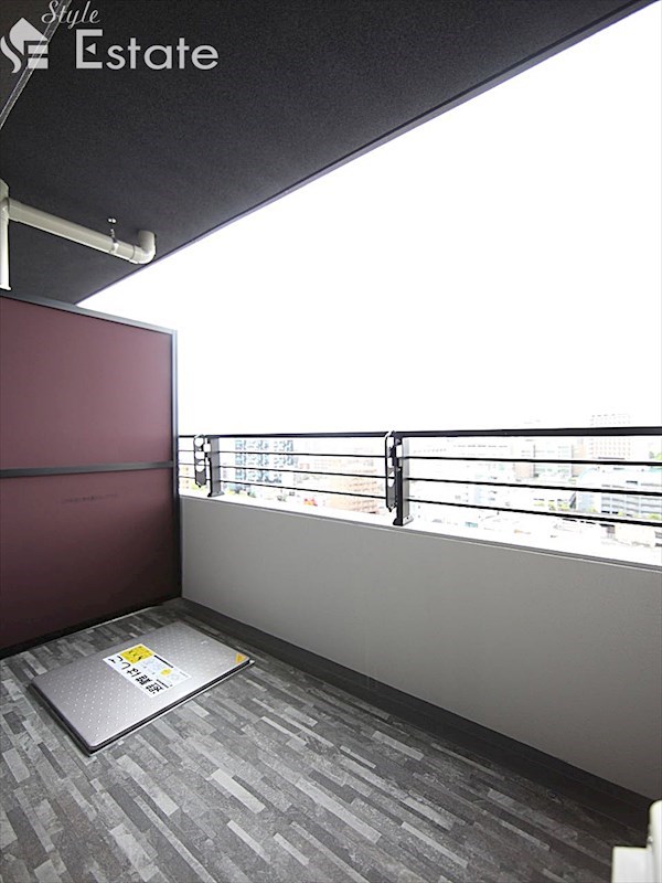 バルコニー　バルコニー