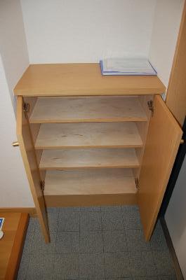 玄関　シューズボックスあり。別室写真。現状優先。