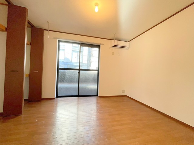 その他部屋・スペース　★新しいエアコン完備の寝室★