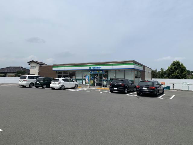 コンビニ　ファミリーマート石井町高原店（コンビニ）まで2620m
