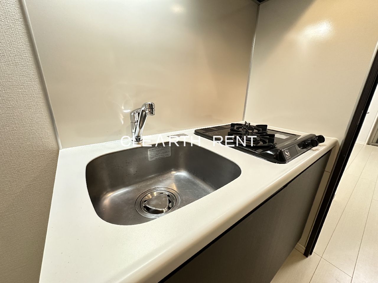 キッチン　同タイプ別住戸写真となります。現況と異なる場合がございます。