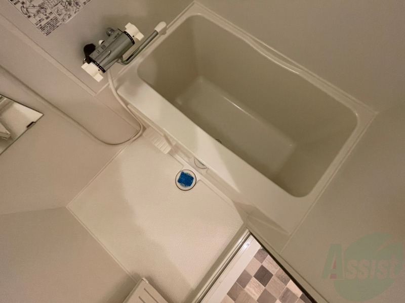 バス・シャワールーム　お風呂になります。一日の疲れを癒してくださいね。