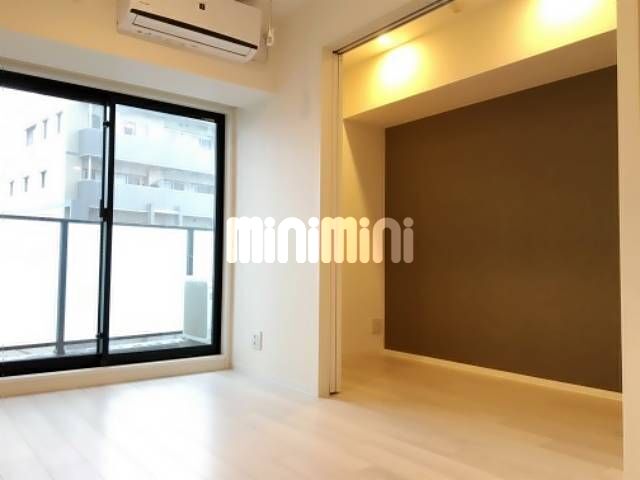 居室・リビング　別号室の参考写真