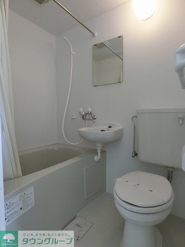 バス・シャワールーム　お手入れがラクラク3点ユニット！