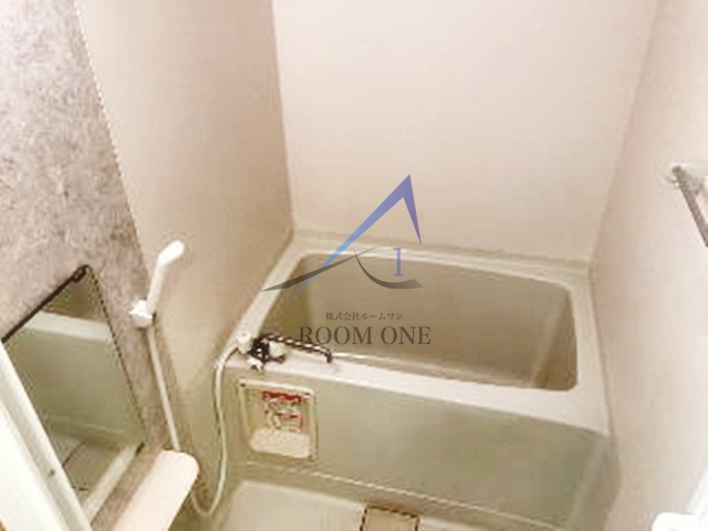 バス・シャワールーム　お風呂です。