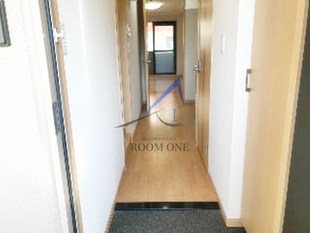 玄関　玄関です。