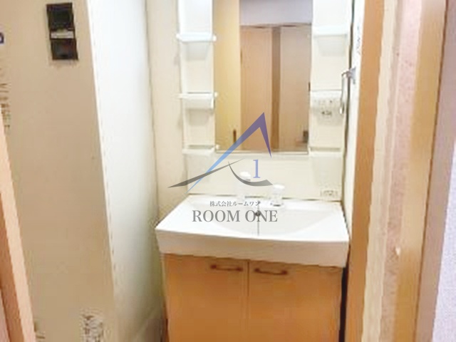 洗面設備　洗面台です。