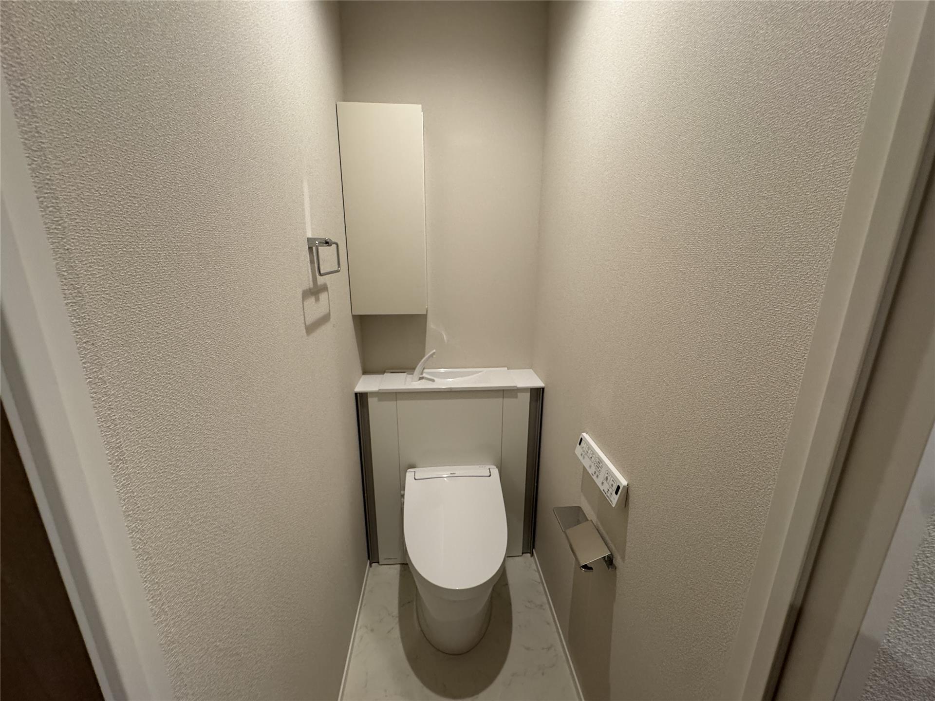 ルミエール西横浜のトイレ写真