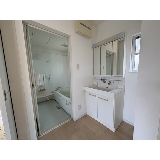 洗面設備　別部屋参照