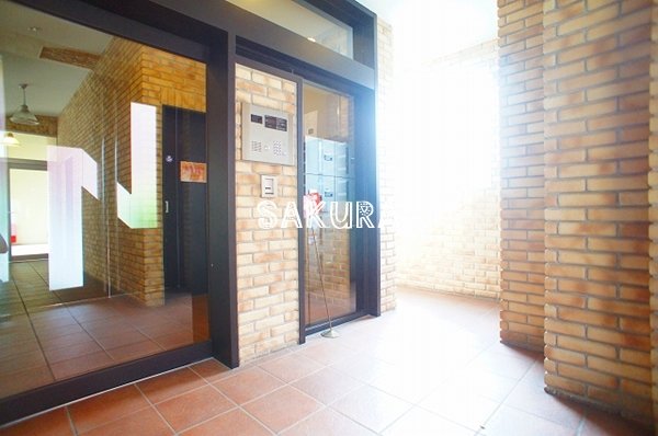 セキュリティ　女性の方でも安心のモニター付きオートロック♪