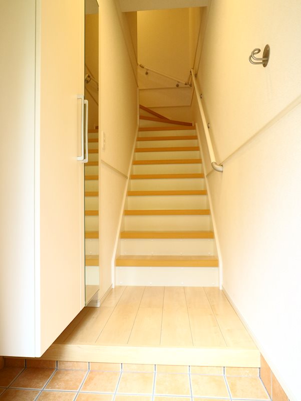 玄関　※別室参考画像