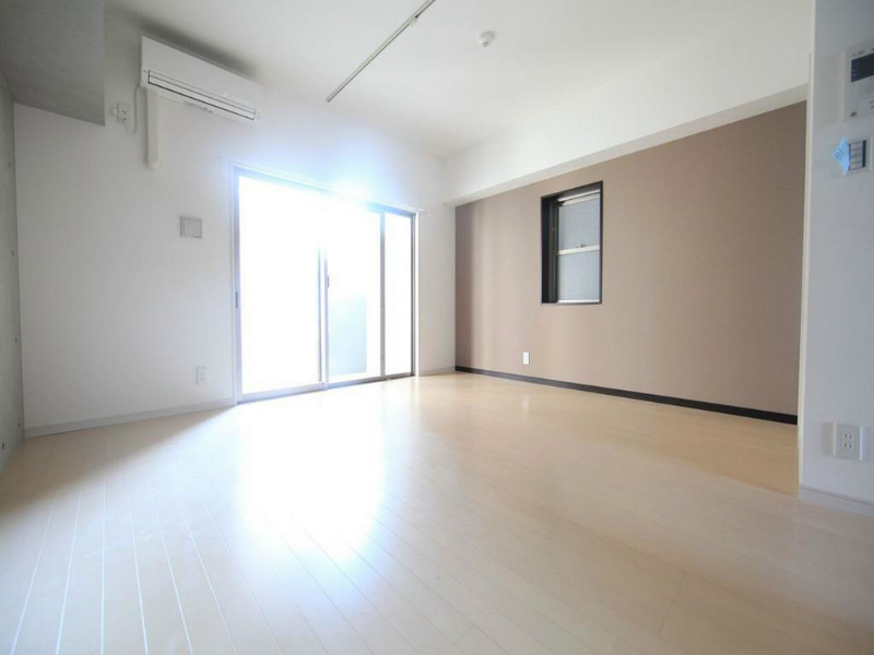 その他部屋・スペース　洋室9.7帖　ウォークインクローゼット付（収納充実してます）