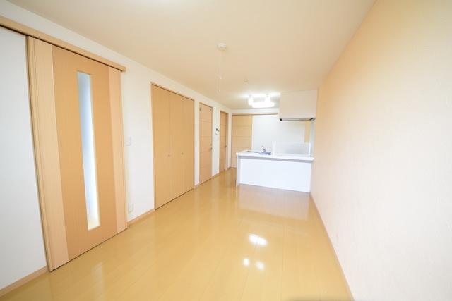 居室・リビング　～家族団欒はこちらです～