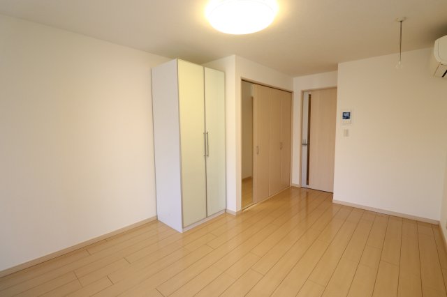 居室・リビング　居間です